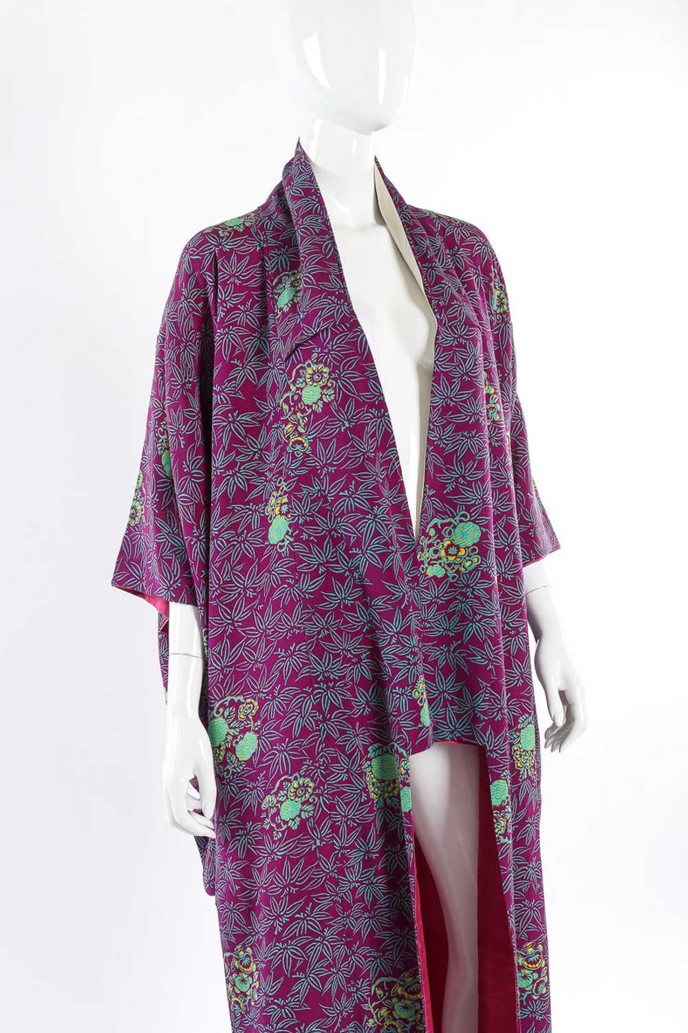 Japanese Floral Leaf Kimono - image 4