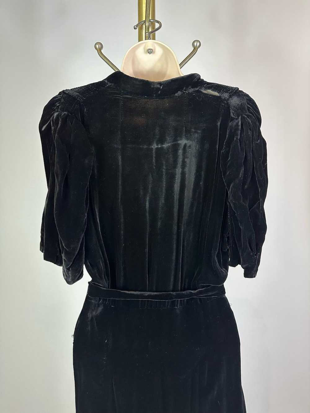 1930s - 1940s Black Silk Velvet Pintucked Dress - image 6