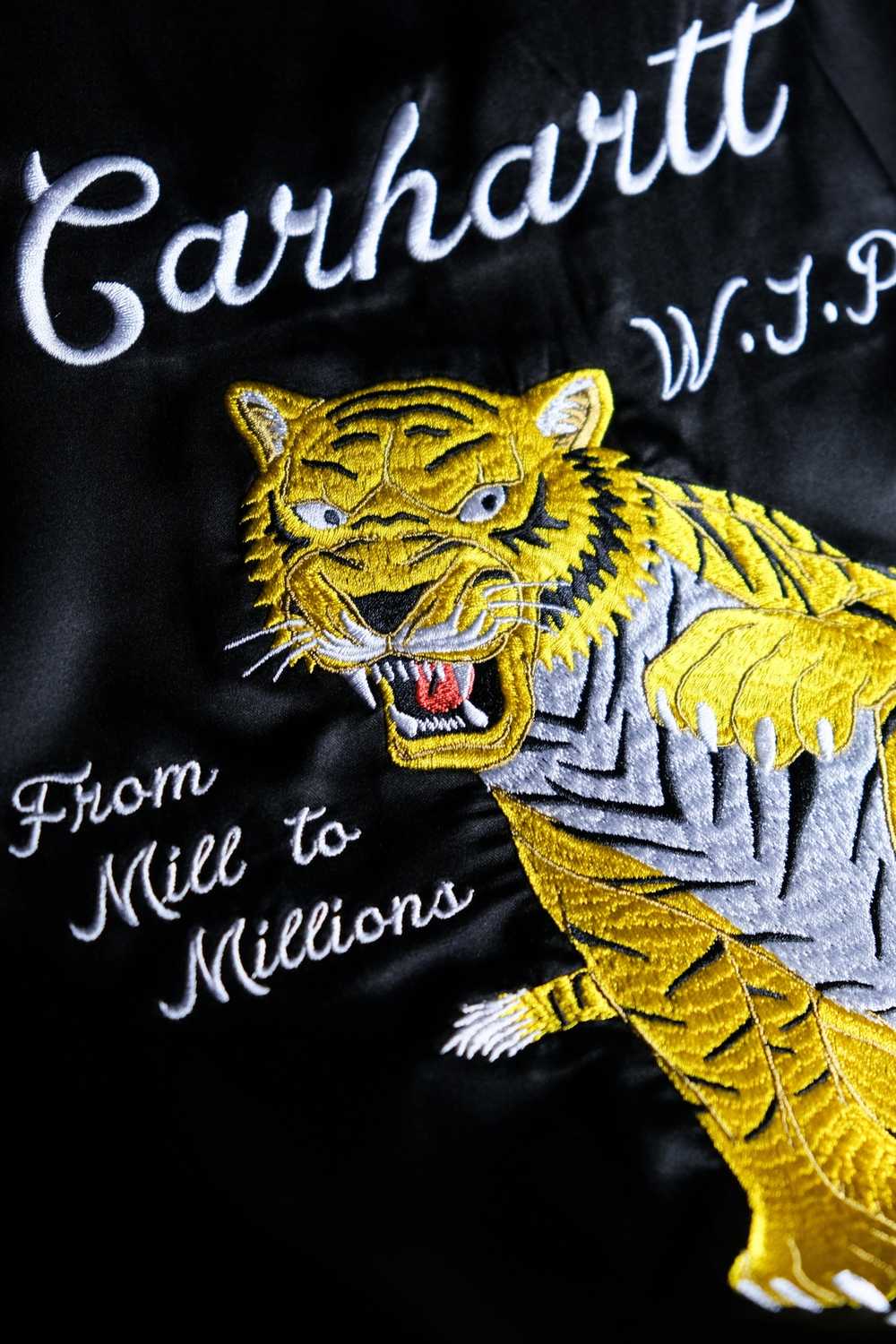 Carhartt Wip Carhartt WIP 17A/W Tiger Souvenir Ja… - image 2