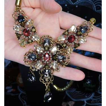 Other Victorian Style Jeweled Costume Necklace