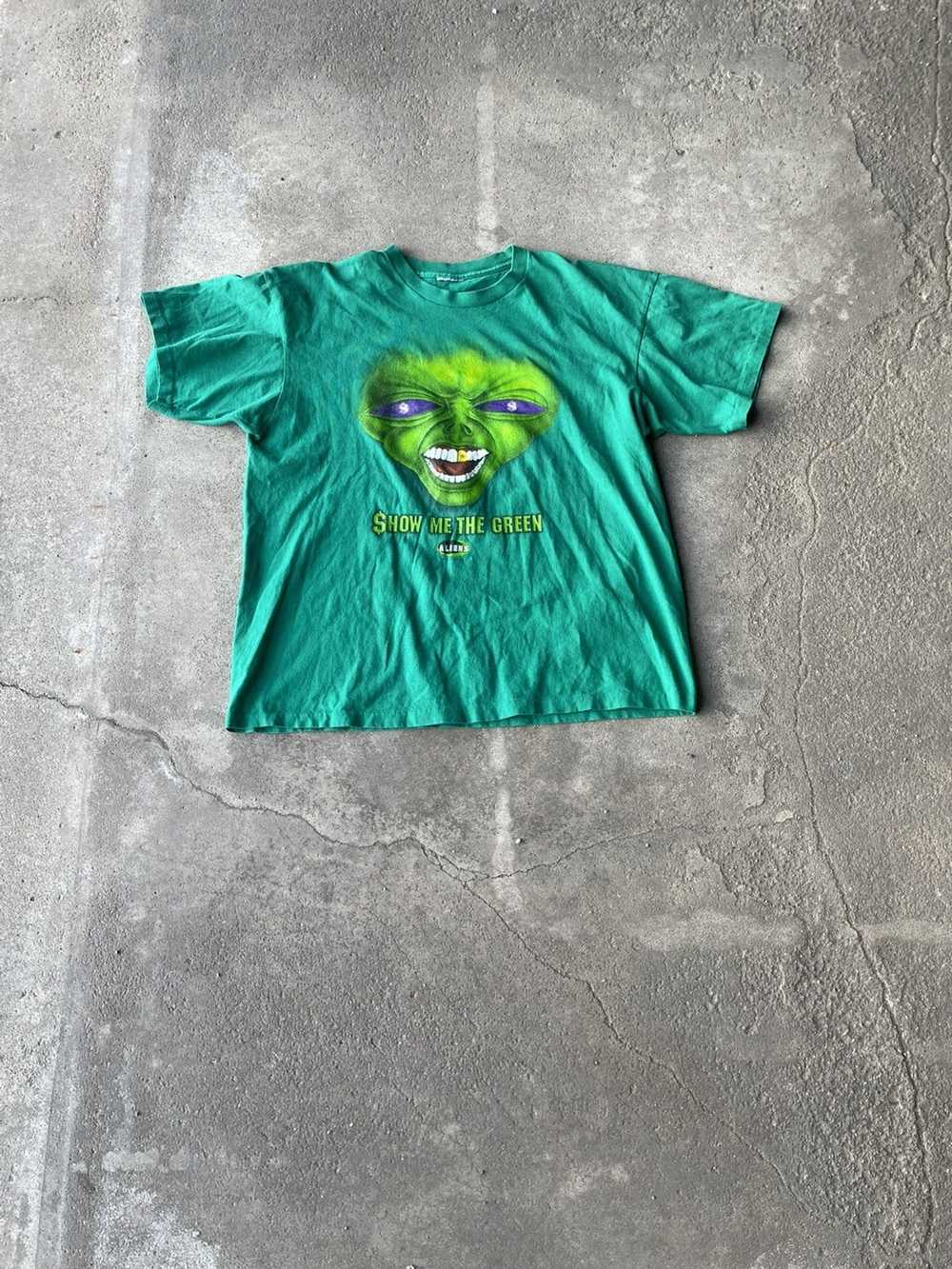 Vintage Vintage aliens show me the green t shirt - image 1