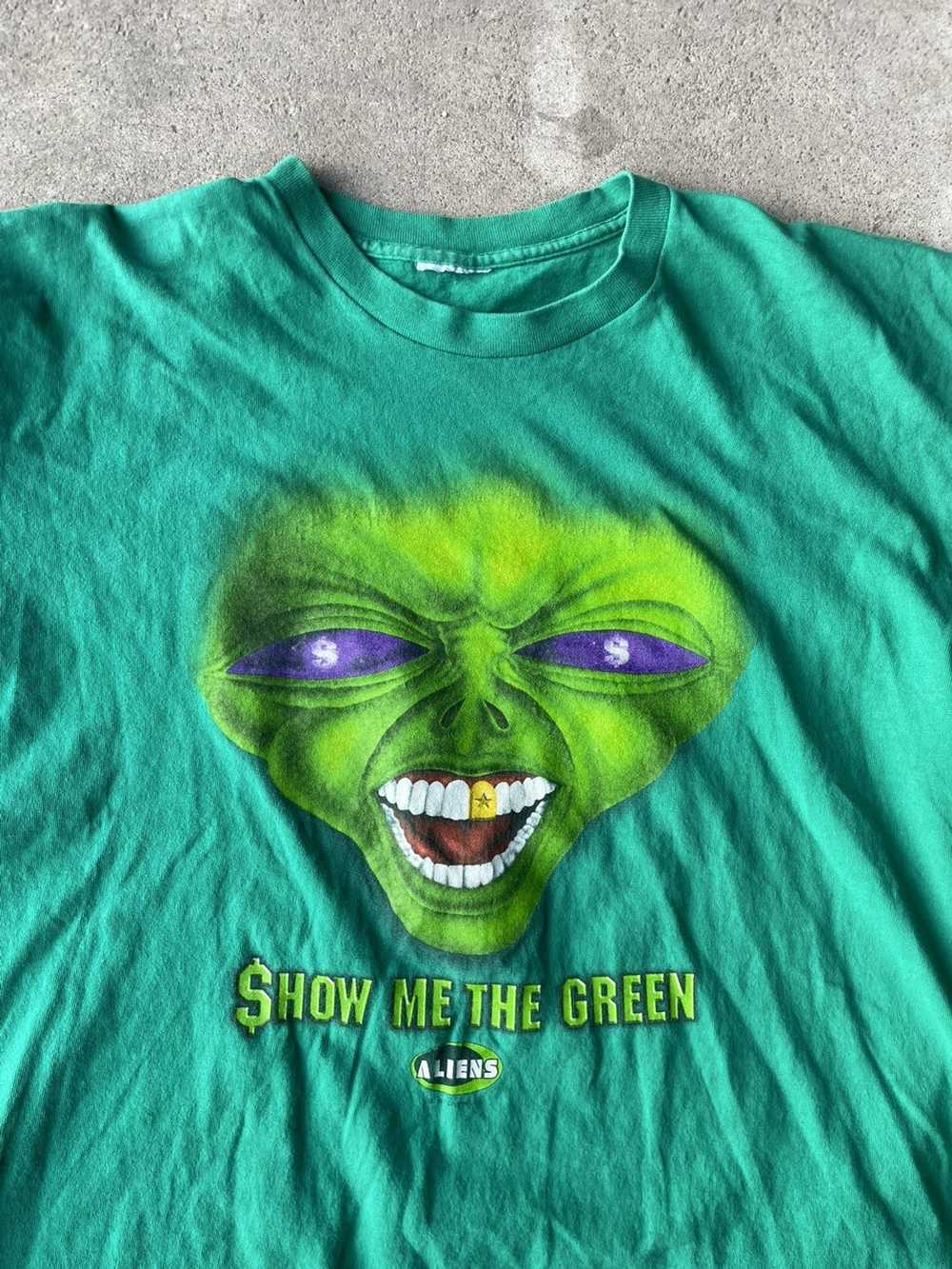 Vintage Vintage aliens show me the green t shirt - image 2