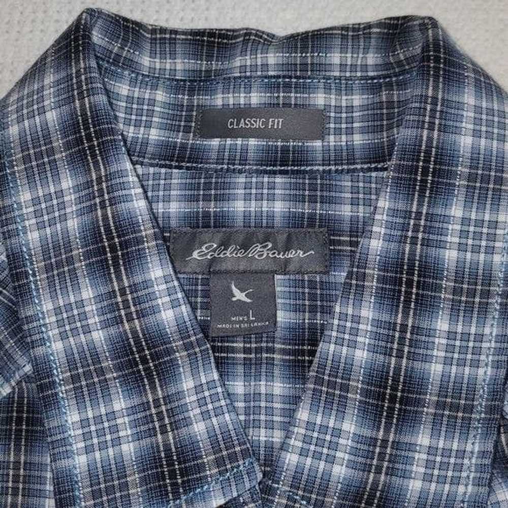 Eddie Bauer Eddie Bauer Classic Fit Casual Snap B… - image 7