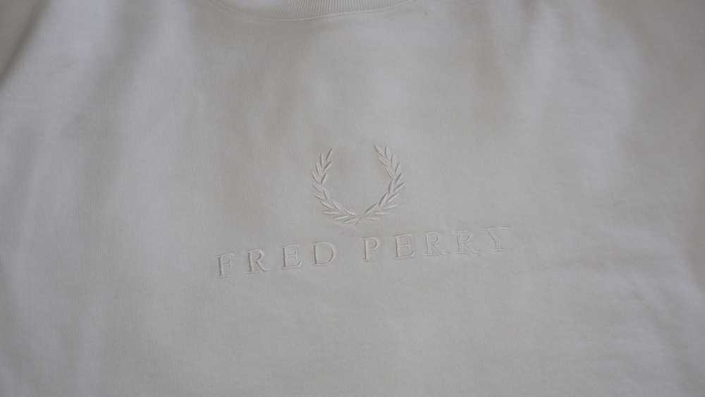 Fred Perry Fred Perry Vintage All White Big Logo … - image 5
