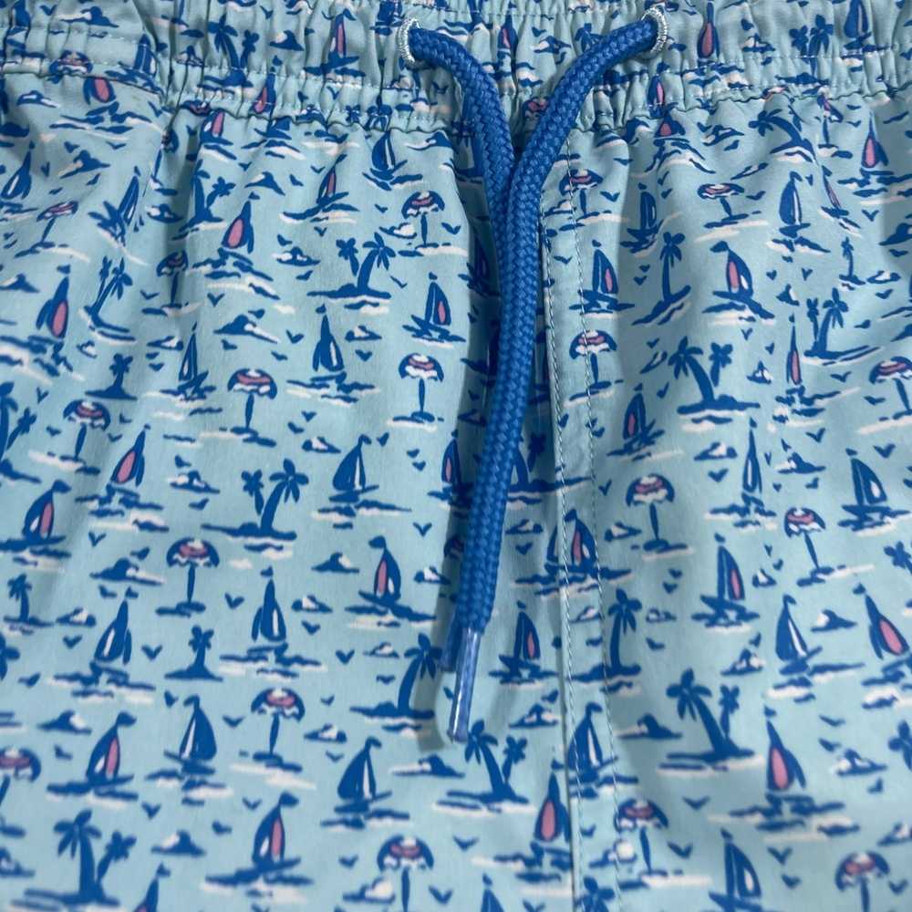 Blue Vineyard Vines 7 Inch Printed Chappy Trunks … - image 3