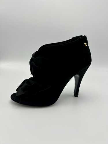 Chanel Black Satin Bow Heeled Boots - image 1