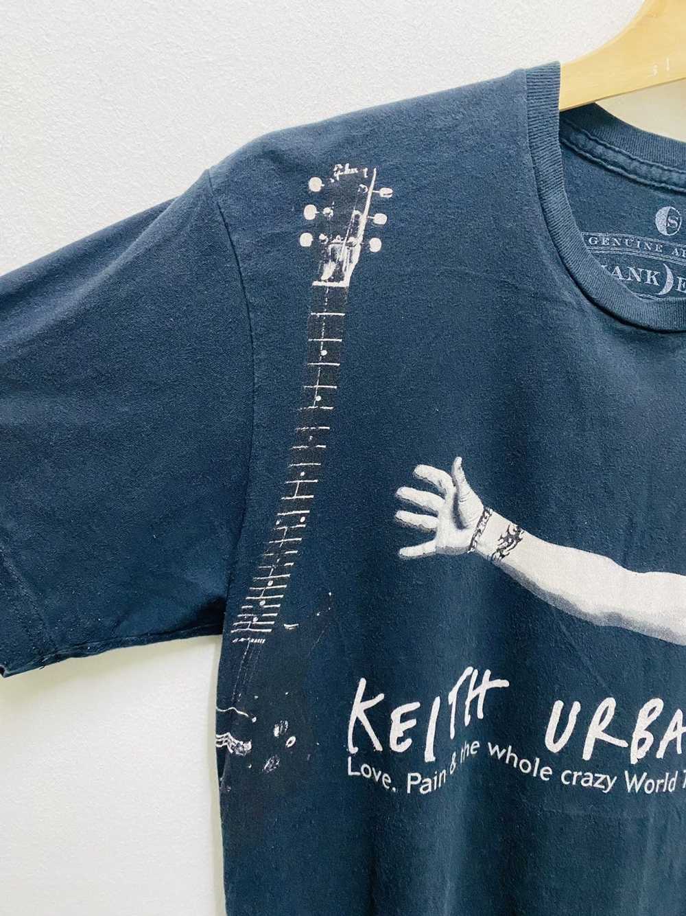 Band Tees × Made In Usa × Vintage Keith Urban wor… - image 3