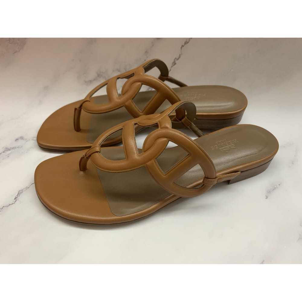 Hermès Beach leather sandal - image 2