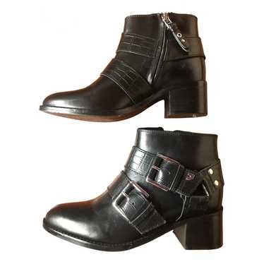 Gioseppo Leather buckled boots - image 1