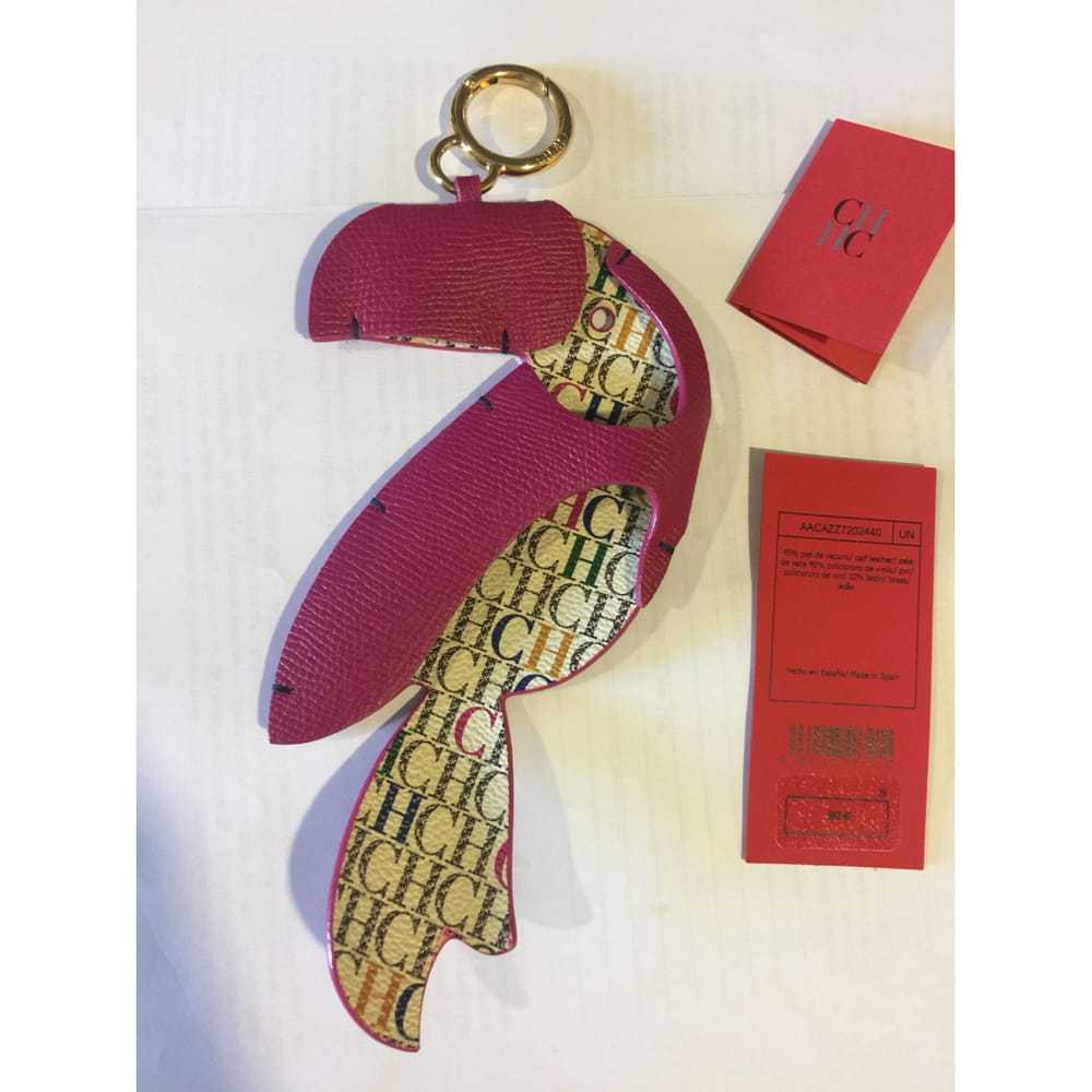 Carolina Herrera Leather key ring - image 3