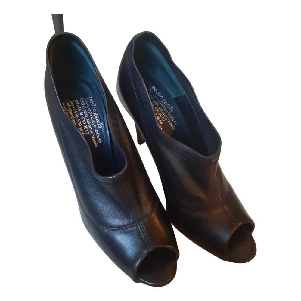 Pedro Garcia Leather heels