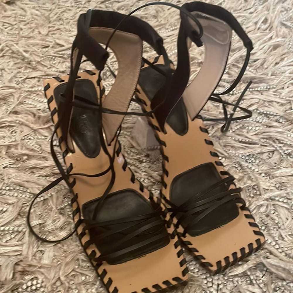 Jacquemus Bomba leather sandal - image 4