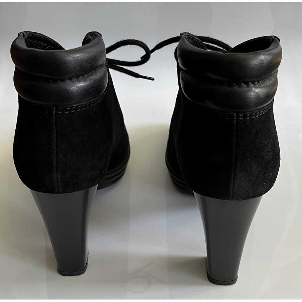 Hogan Heels - image 4