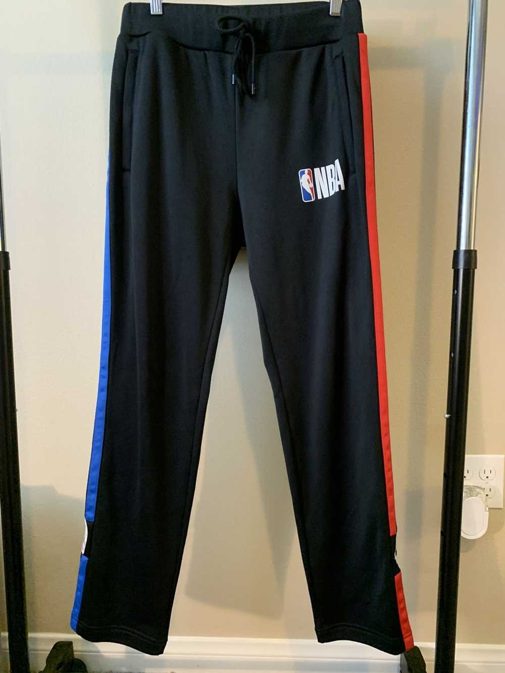 Tracksuit bottoms Marcelo Burlon - Lakers black shorts -  CMCB002R196300711088