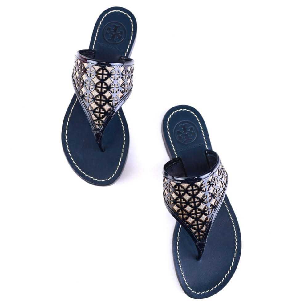 Tory Burch Patent leather sandals - image 5