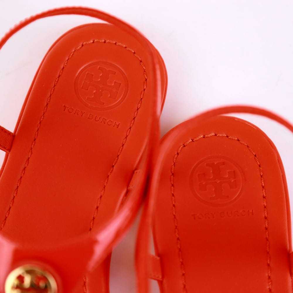 Tory Burch Patent leather sandals - image 5