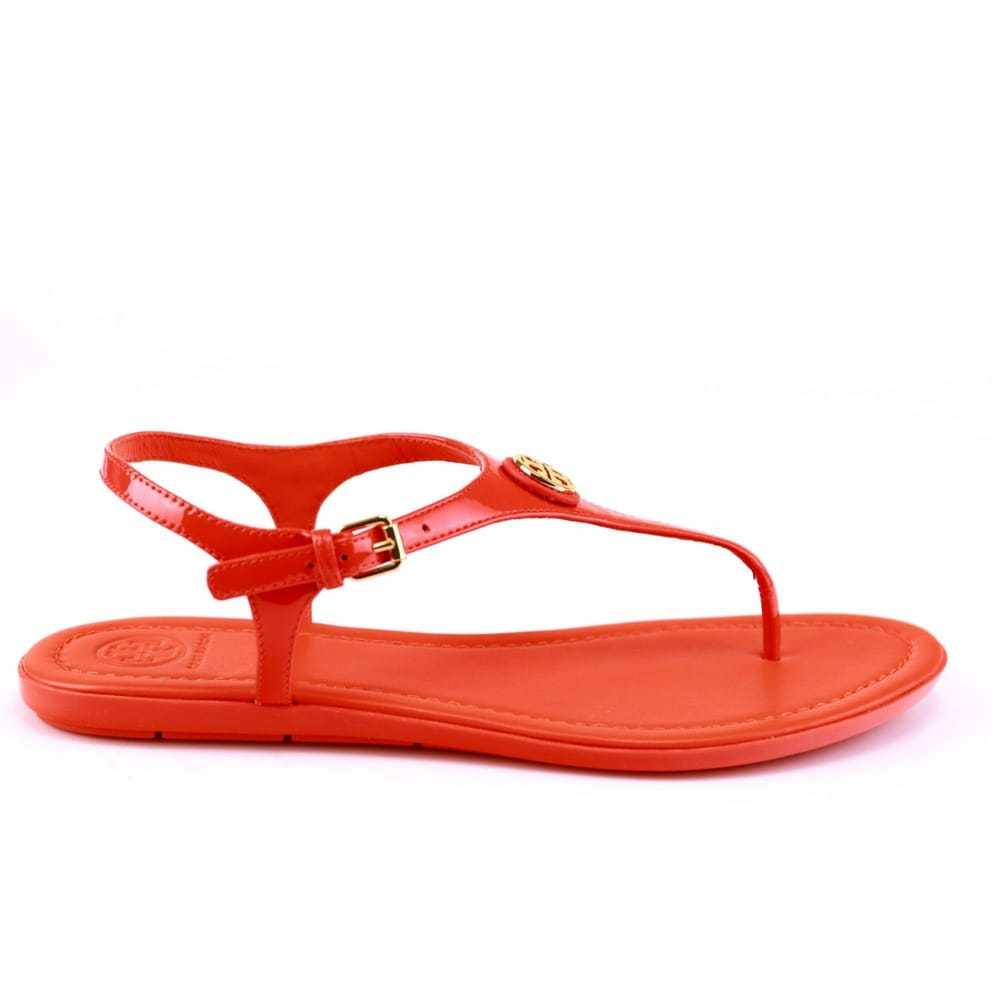 Tory Burch Patent leather sandals - image 7