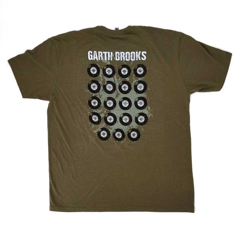 Band Tees × Streetwear × Tour Tee GARTH BROOKS Gr… - image 2