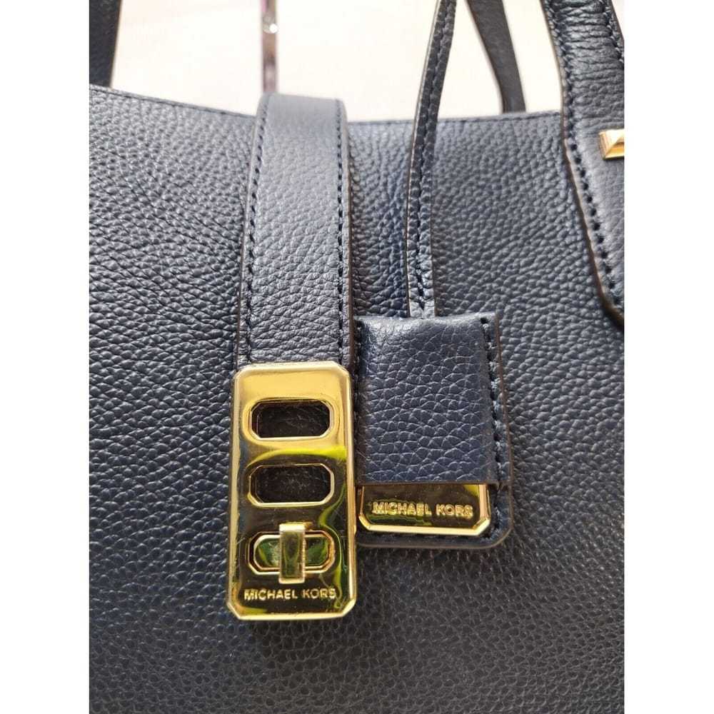 Michael Kors Leather tote - image 5