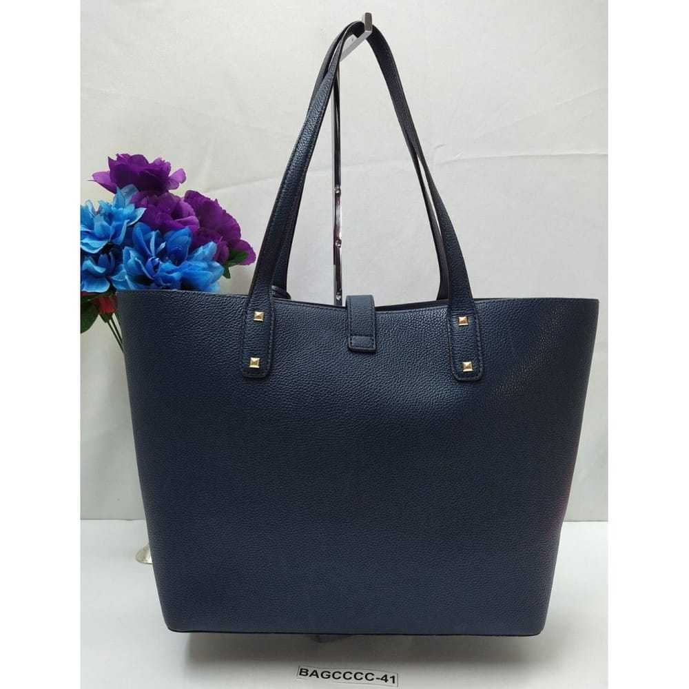 Michael Kors Leather tote - image 6