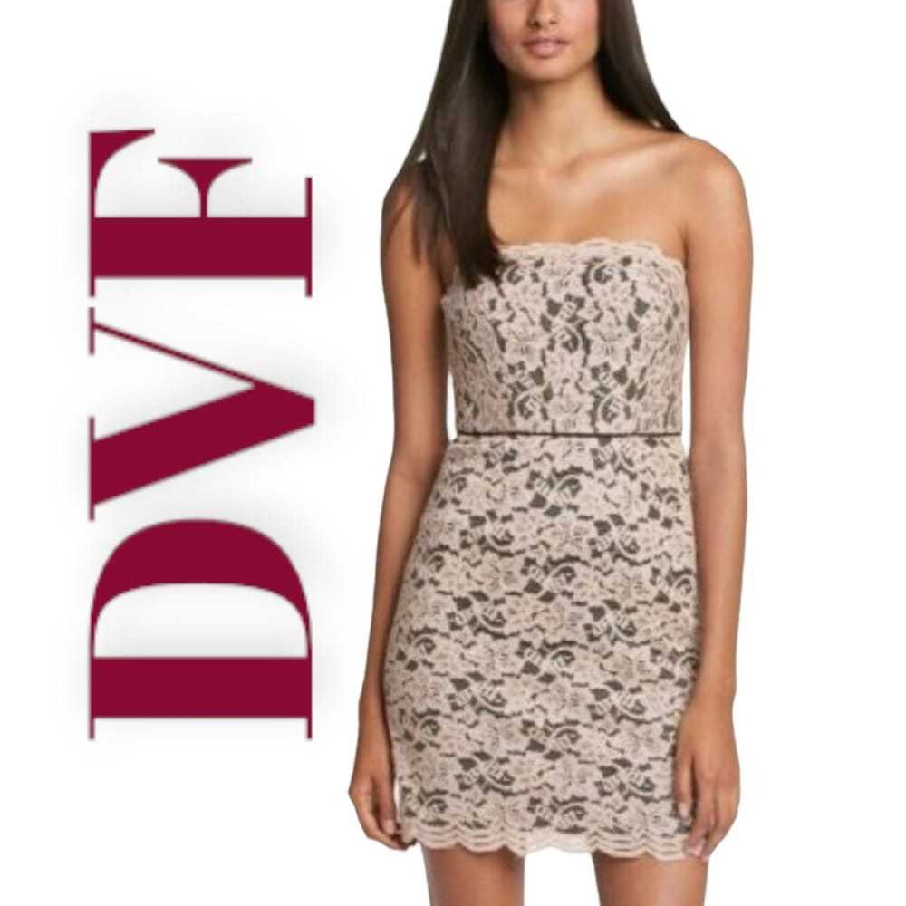 Diane Von Furstenberg Lace mini dress - image 5