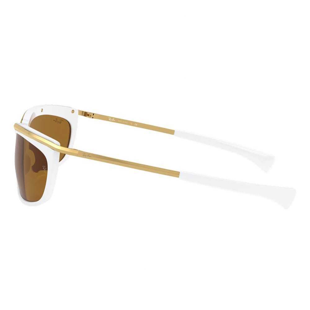 Ray-Ban Sunglasses - image 6