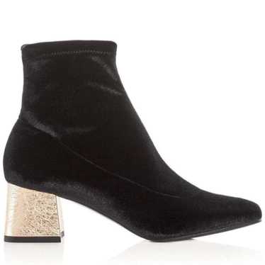 Aska Velvet boots - image 1