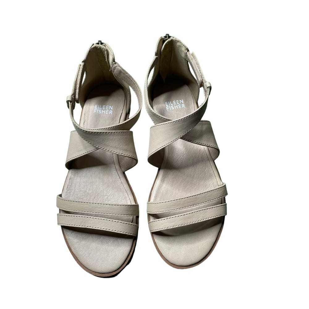 Eileen Fisher Leather sandal - image 4