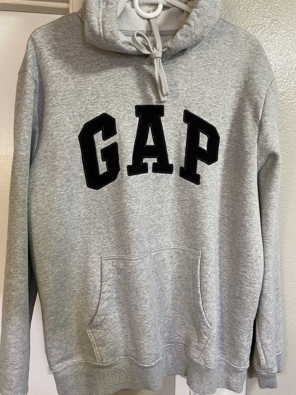 Gap × Streetwear Logo Sweatshirt - image 1