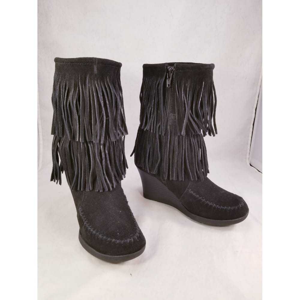 Minnetonka Ankle boots - image 3