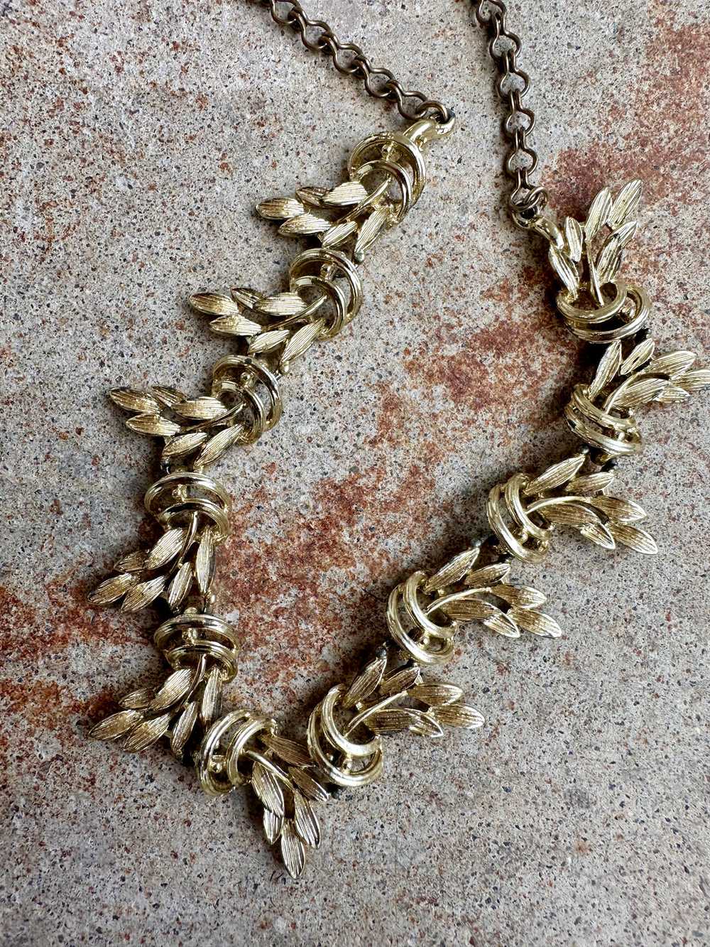 1950s BSK Gold Leaf Articulating Necklace - image 1