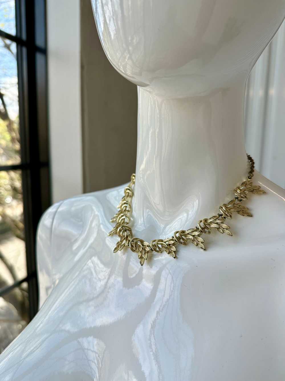 1950s BSK Gold Leaf Articulating Necklace - image 2