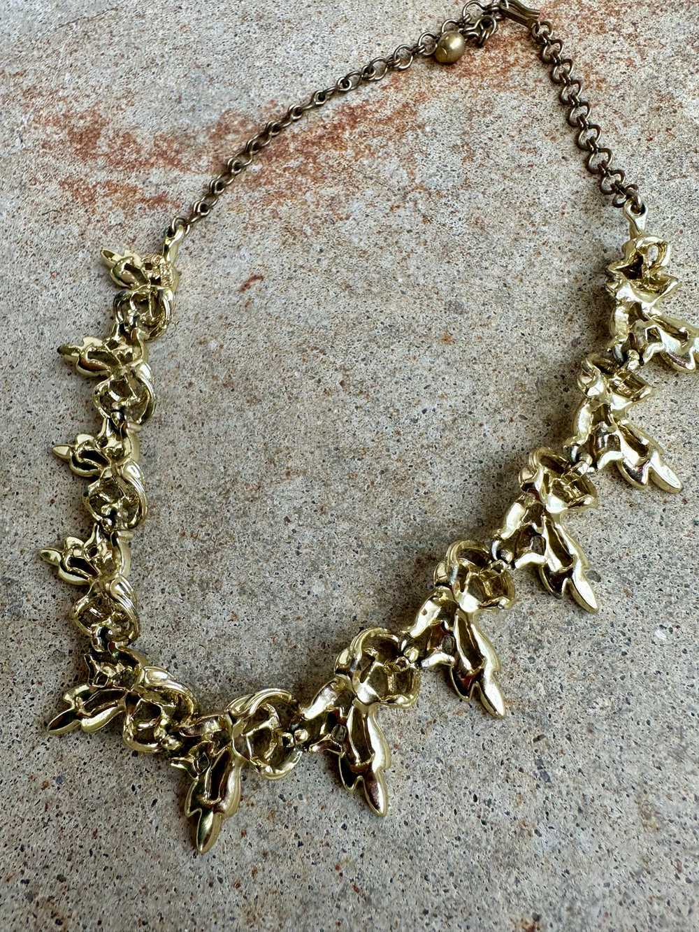 1950s BSK Gold Leaf Articulating Necklace - image 6