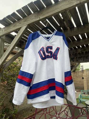 Anyone know any other streetwear brands that make hockey jerseys? Like this  RBW one for example : r/streetwear