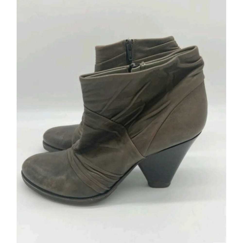 Ixos Leather ankle boots - image 4