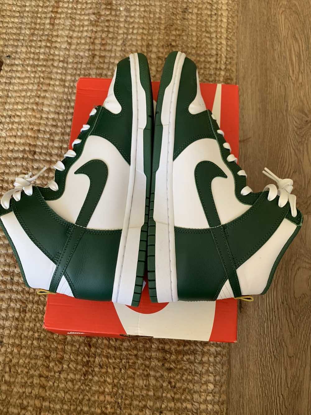 Nike Nike Dunk Hi Retro green size 9.5 - image 3