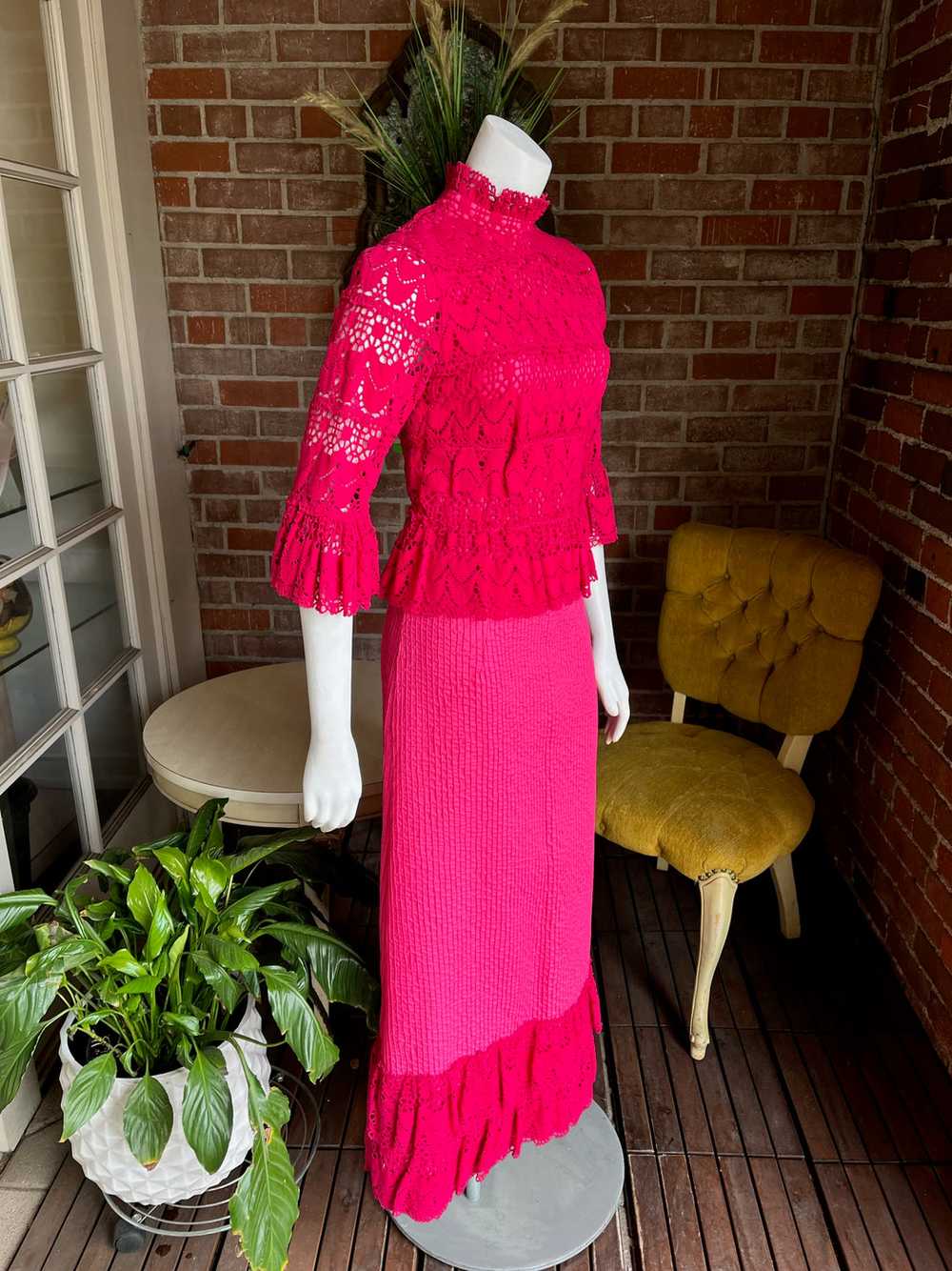 1960s Hot Pink Lace Mexican Dress - image 5