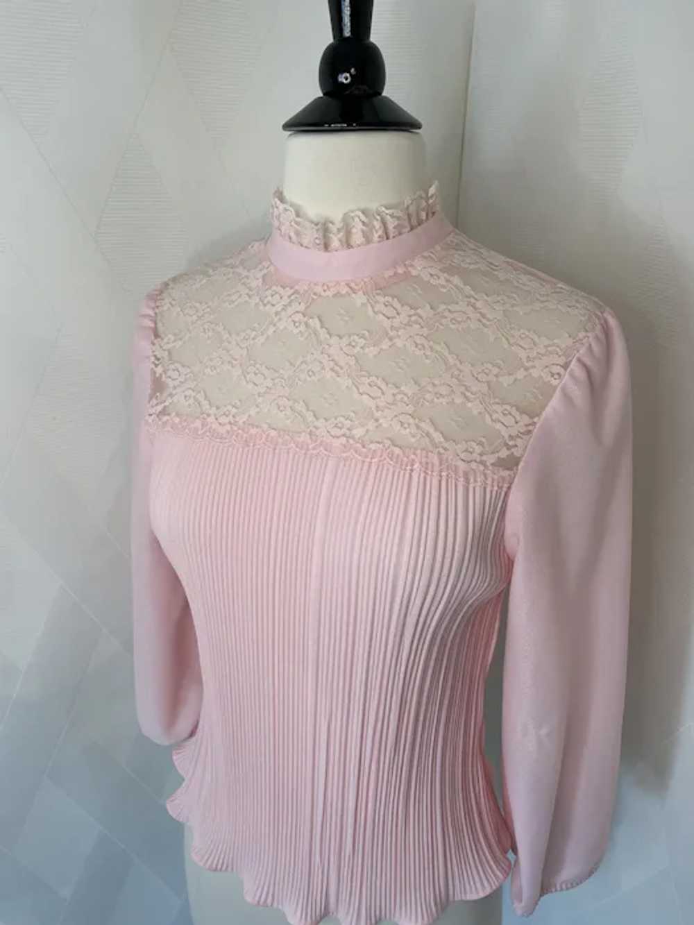 Vintage 1970s Pink Pleated High Collar Blouse - image 2