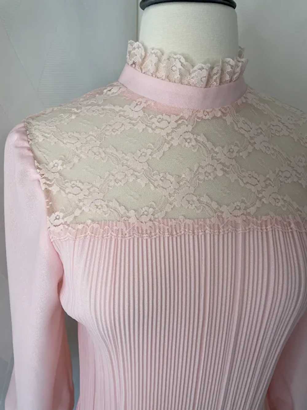 Vintage 1970s Pink Pleated High Collar Blouse - image 3