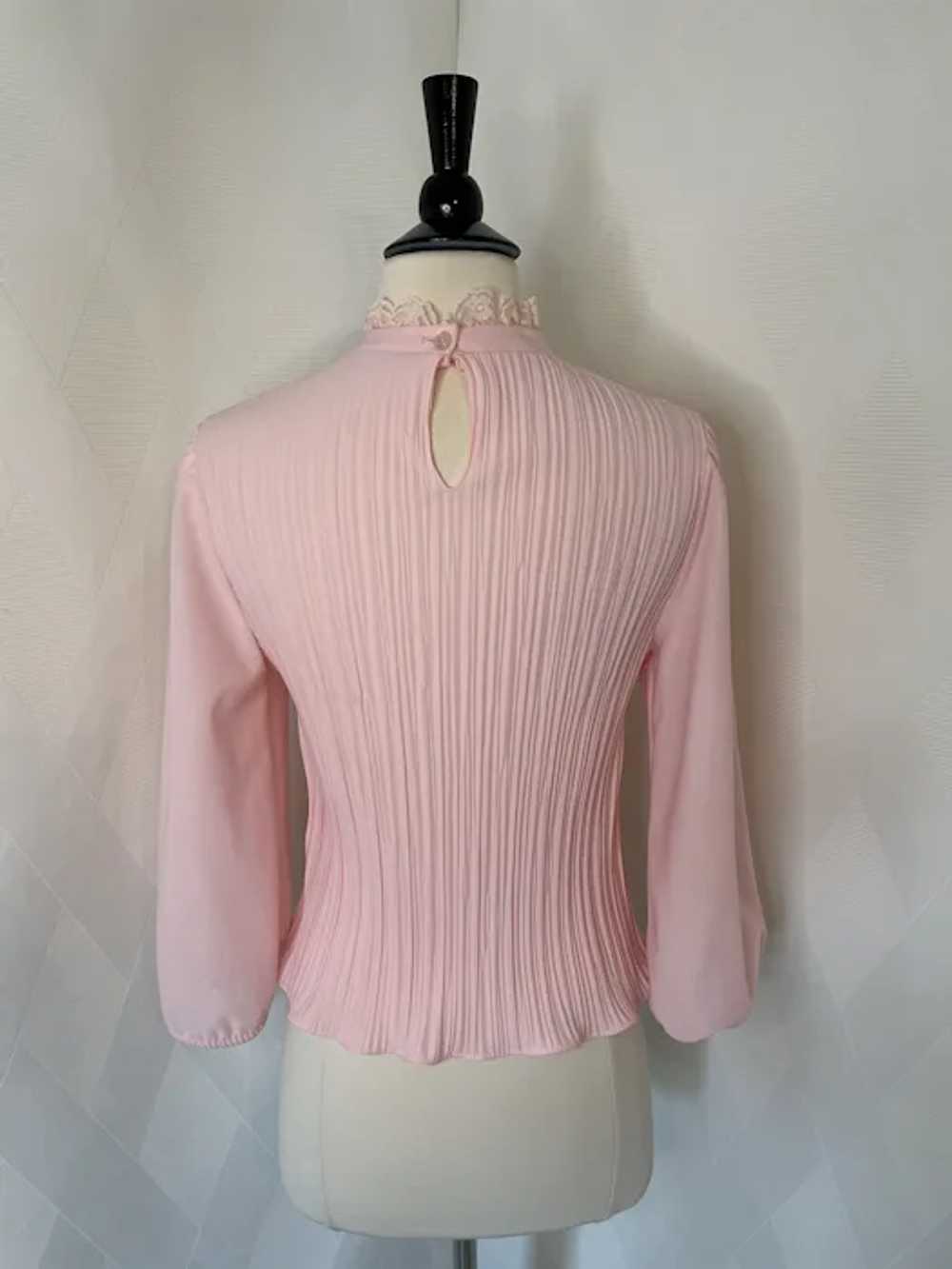 Vintage 1970s Pink Pleated High Collar Blouse - image 4
