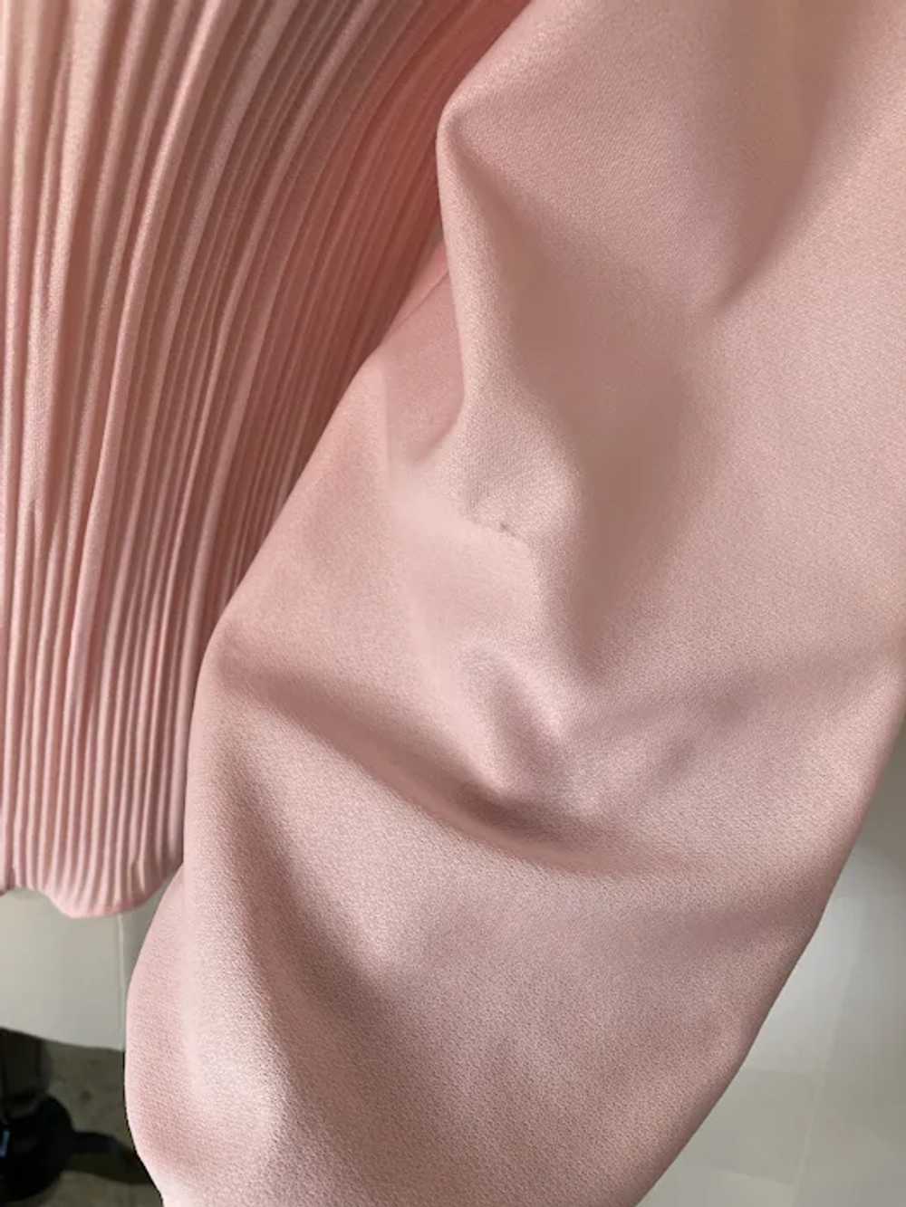 Vintage 1970s Pink Pleated High Collar Blouse - image 7