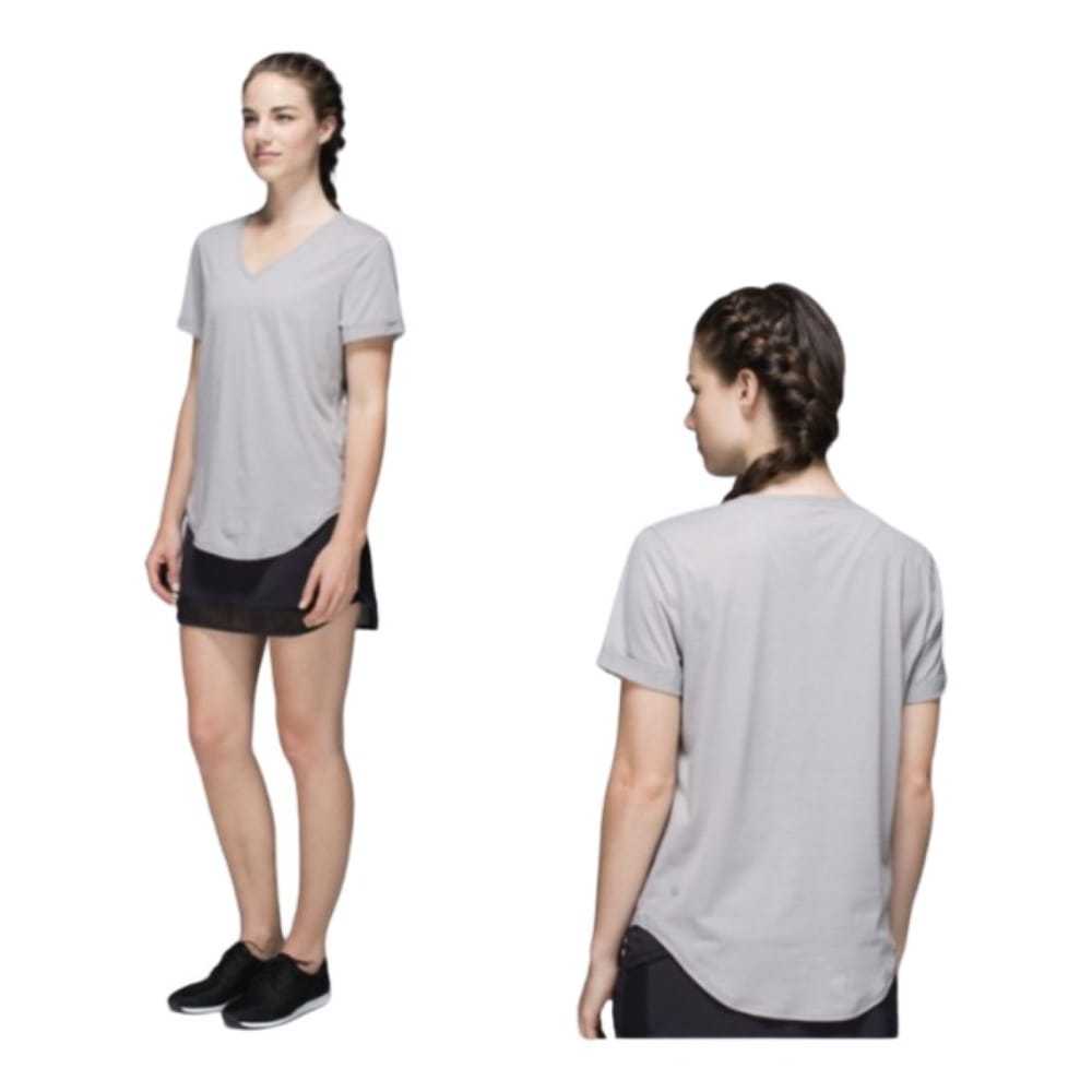 Lululemon T-shirt - image 2