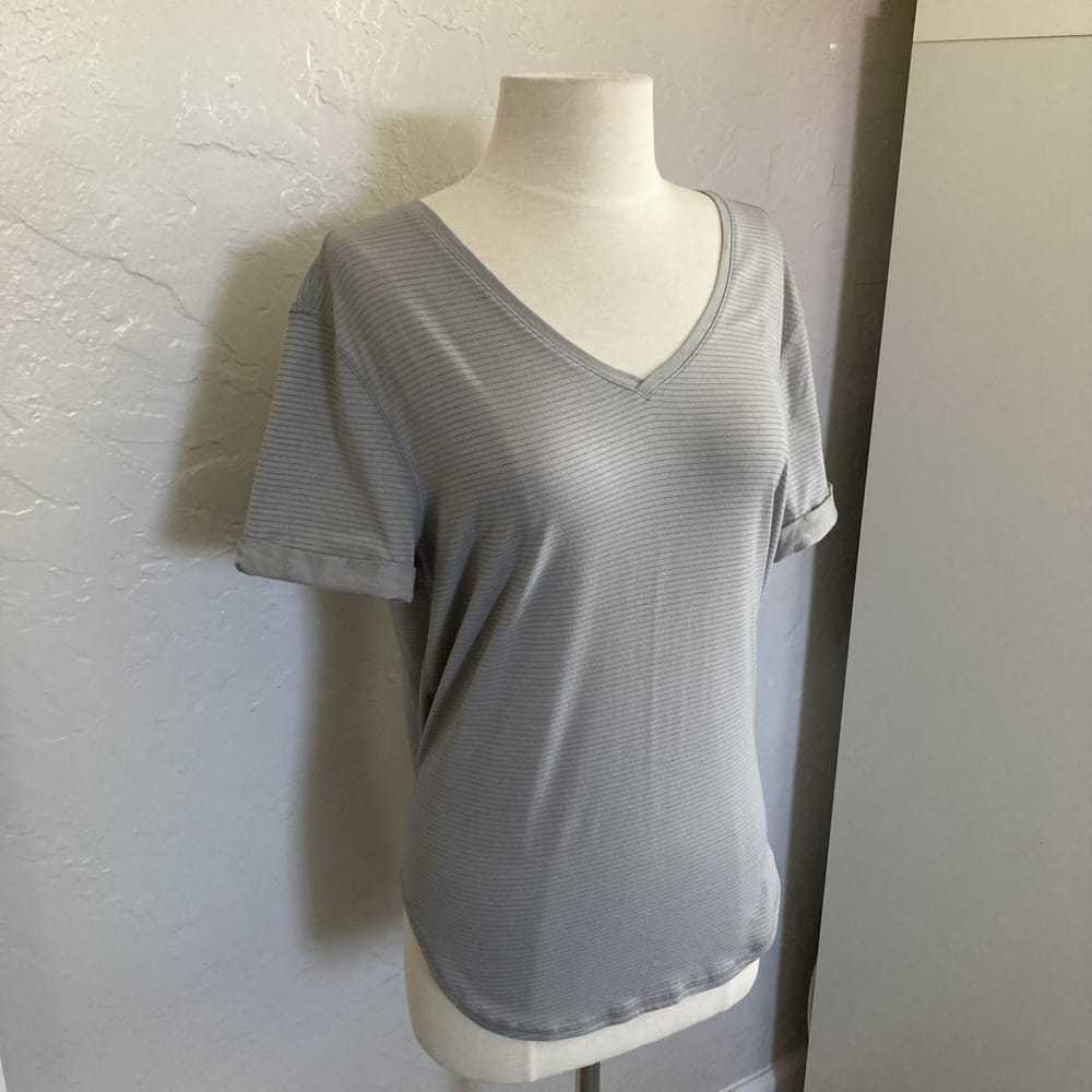 Lululemon T-shirt - image 7