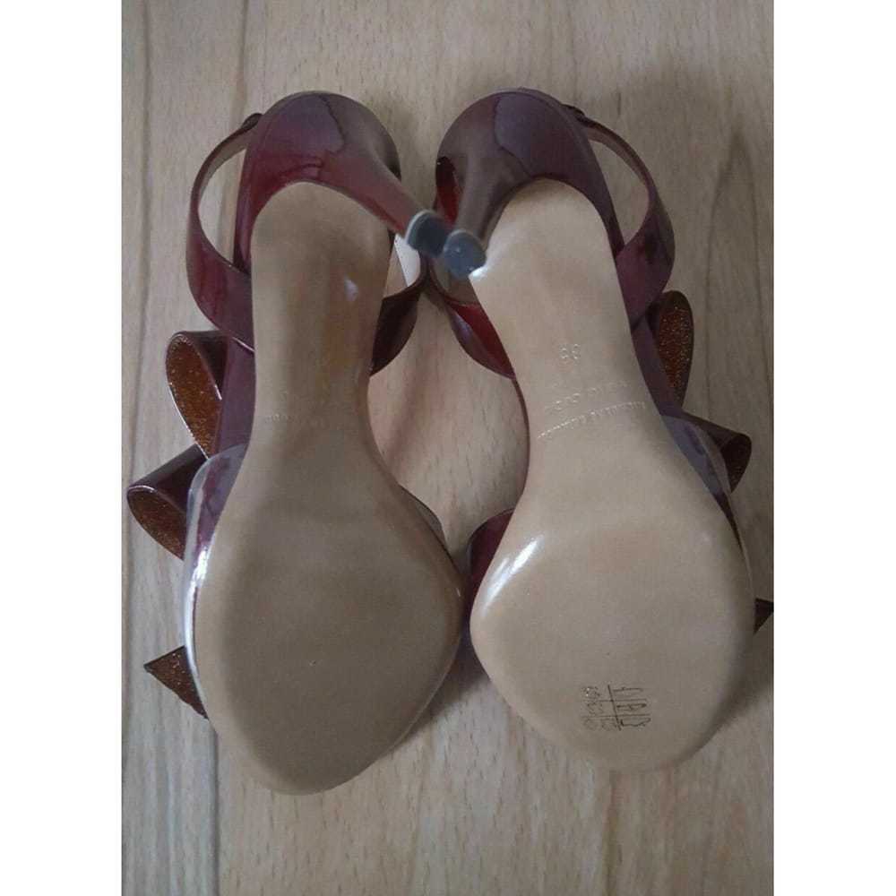 Nicholas Kirkwood Patent leather sandals - image 7