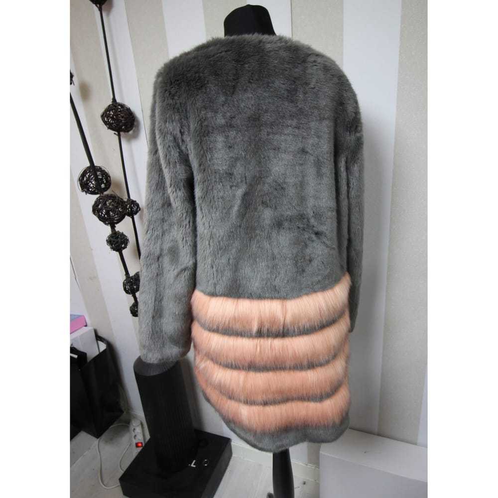 Unreal Fur Faux fur coat - image 4