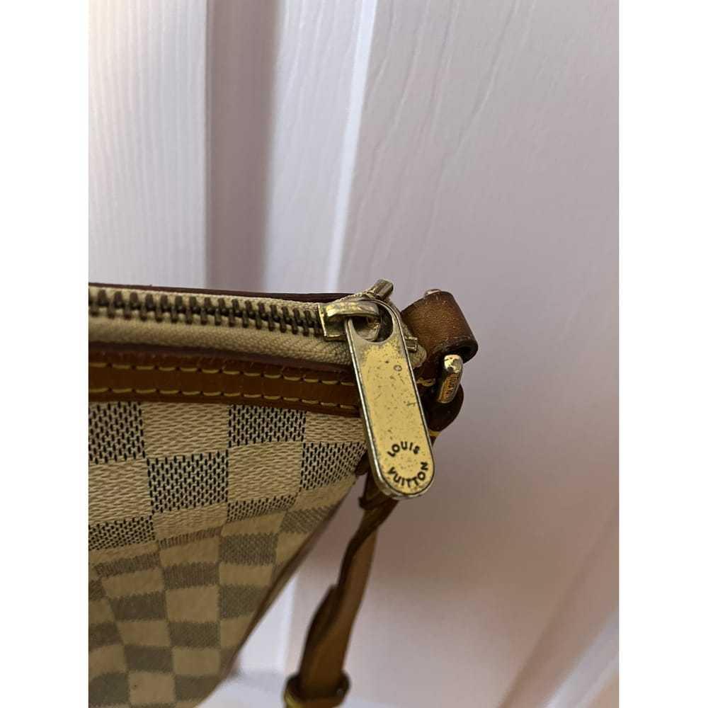 Louis Vuitton Siracusa leather crossbody bag - image 6