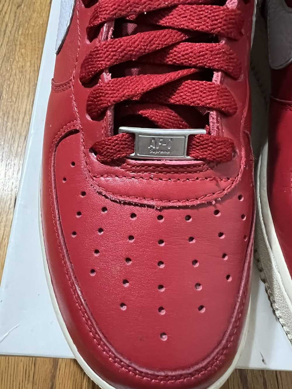 mens nike air force 1 supreme
