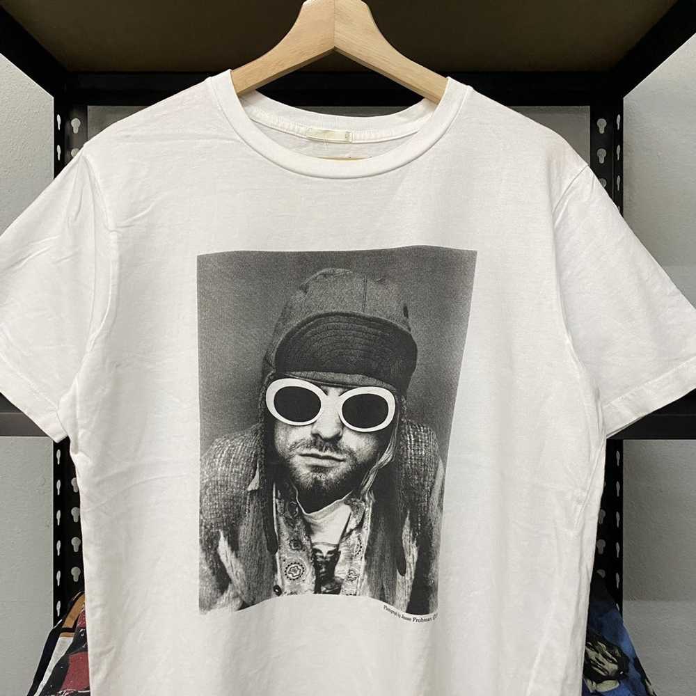 Band Tees × Streetwear × Uniqlo Kurt Cobain Tshirt - image 2