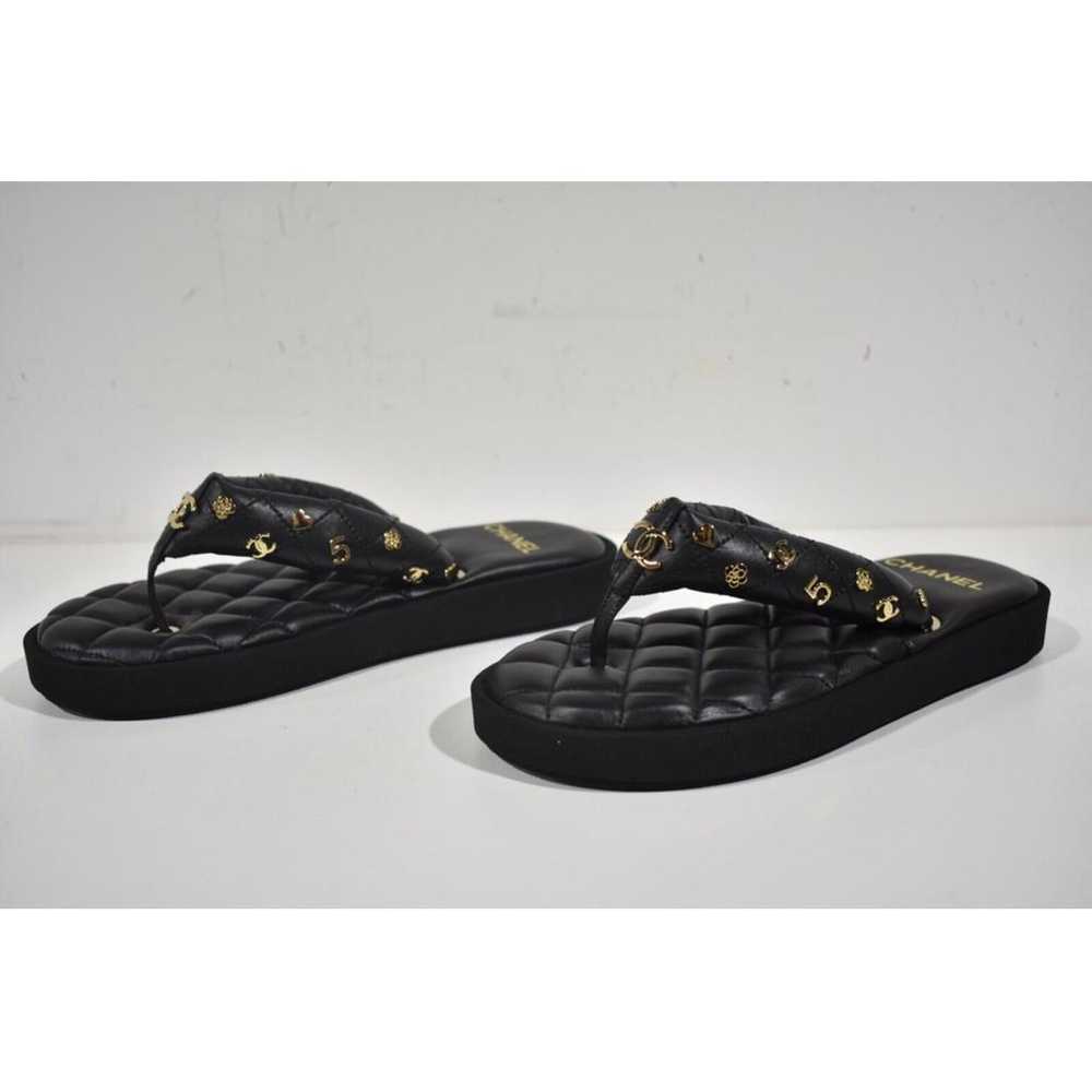 Chanel Leather flip flops - image 3