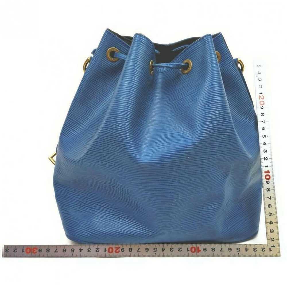 Louis Vuitton Noé leather handbag - image 12